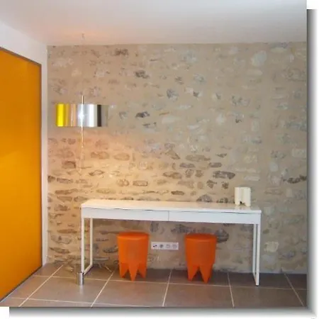 Le Jour Et La Nuit, Bed & Breakfast Vaison-la-Romaine
